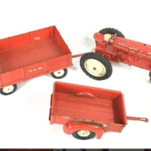 Vintage Red Tru-Scale TRACTOR & 2 Wheel Tractor Trailer & 4 Wheel Grain Trailer