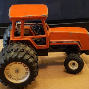 B-390 VINTAGE 70'S ERTL ALLIS CHALMERS 8030 TRACTOR Played With As Is