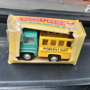 Vintage Skoot Marx Power And Light Pressed Steel Toy Truck  1974 J-6711