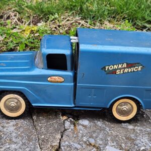 Vintage 1960 Tonka service truck & ladder Man Cave Toy Decor
