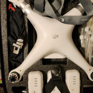 57_3159068e-9500-4334-9ce3-27e11b7fae1a.jpg DJI Phantom 3 Drone 3 BATTERIES Carbon Fiber Blades Case Charger