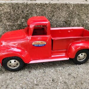 57_3fb2a0ae-8f51-4daf-85ae-4beee518a6a8.jpg Restored Vintage 1955 Tonka Round Fender Stepside Pickup Truck 12'' LONG