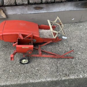 VINTAGE TRU SCALE FARM TOY HAY BALER RAKE COMBINE STYLE TOY Barn Farmer