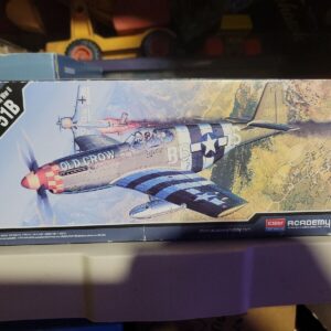 Academy 1667 P-51B Mustang 1/72 Scale Airplane Model Kit Old Crow Open Box