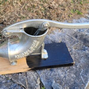 Vtg. Heavy Cast Sausage Stuffer No5 SMI Buffalo NY Made in England Mounted Wood