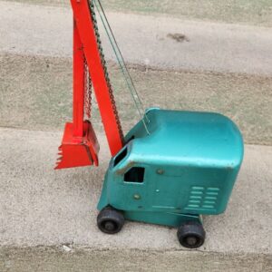 1954 Structo Construction Co. Green Pressed Steel Steam Shovel Excavator Working