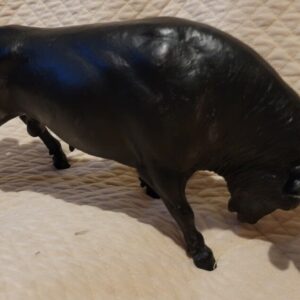 VINTAGE BREYER Spanish Fighting Matte BULL Black Mold 73 Animal VERY RARE