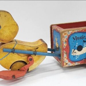 VINTAGE 1952 FISHER PRICE MUSICAL DUCK No. 795;  WOOD PULL TOY; Very Nice!