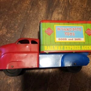 WYANDOTTE TOYS RAILWAY EXPRESS AGENCY TRUCK. SUPER NICE TIN LITHO PLASTIC 1950's