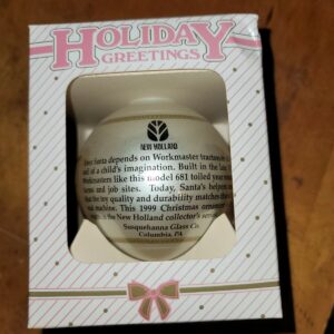 VINTAGE New Holiday Greetings 1996 New Holland Christmas Ornaments Unlimited