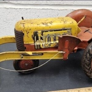 57_bae18c05-404d-4edd-9943-19fb3f83b82e.jpg Large Vintage Marx Pressed Steel Farm Tractor With Front Loader 16" Played With