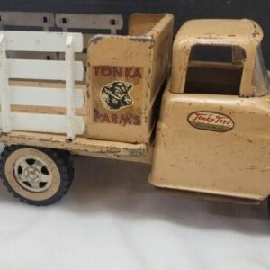 Tonka 1960 Tonka Farms Farm Truck #8 Structo Wyandotte TOY TOYS DECOR