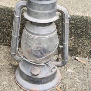57_d628975c-7d71-4b94-beb9-9c09ce0e0fb0.jpg RARE ANTIQUE LITTLE WIZARD DIETZ N.Y.U.S.A. KEROSENE OIL LANTERN Original GLASS