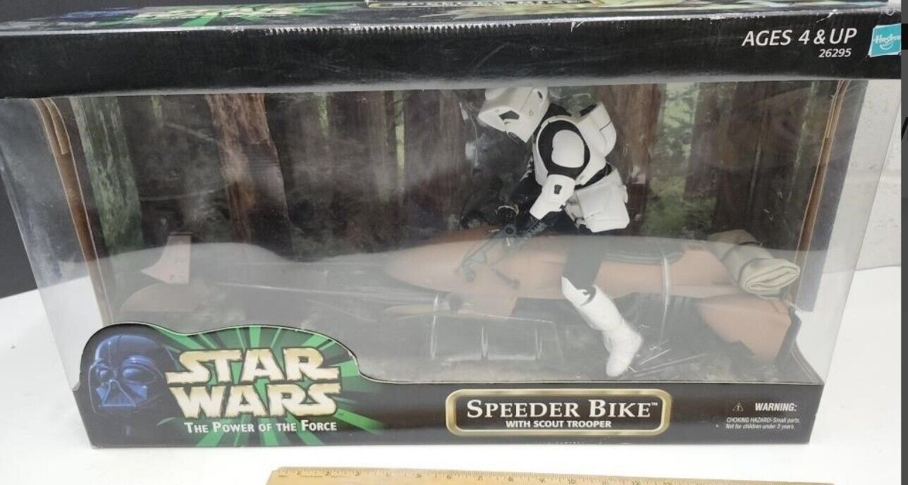 Hasbro Star Wars Power of The Force Speeder Bike with 12 inch Scout Trooper NEW