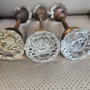 57_f83cd53b-2e76-4b43-8164-64b58556f11b.jpg 3 Vintage 1920s - 30s glass door knob with brass fittings Faceted Glass