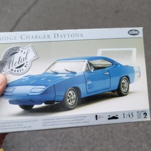 57_fe79f413-9635-4641-bce5-1199364e06ea.jpg New Testors Dodge Charger Daytona 1:43 Scale Metal Body Model Kit Blue NIB