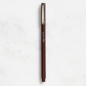 619453360.png LePen Brown