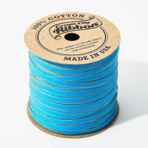 619459872.png Skinny Cotton Ribbon Peacock/Gold 50yd