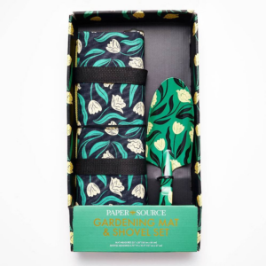 621224886.png Midnight Tulip Gardening Set