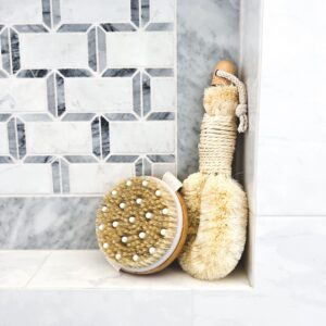 IMG_5967_jpg_06933780-58be-4dbe-b7cb-dfa715c760ab.jpg Round Dry Brush