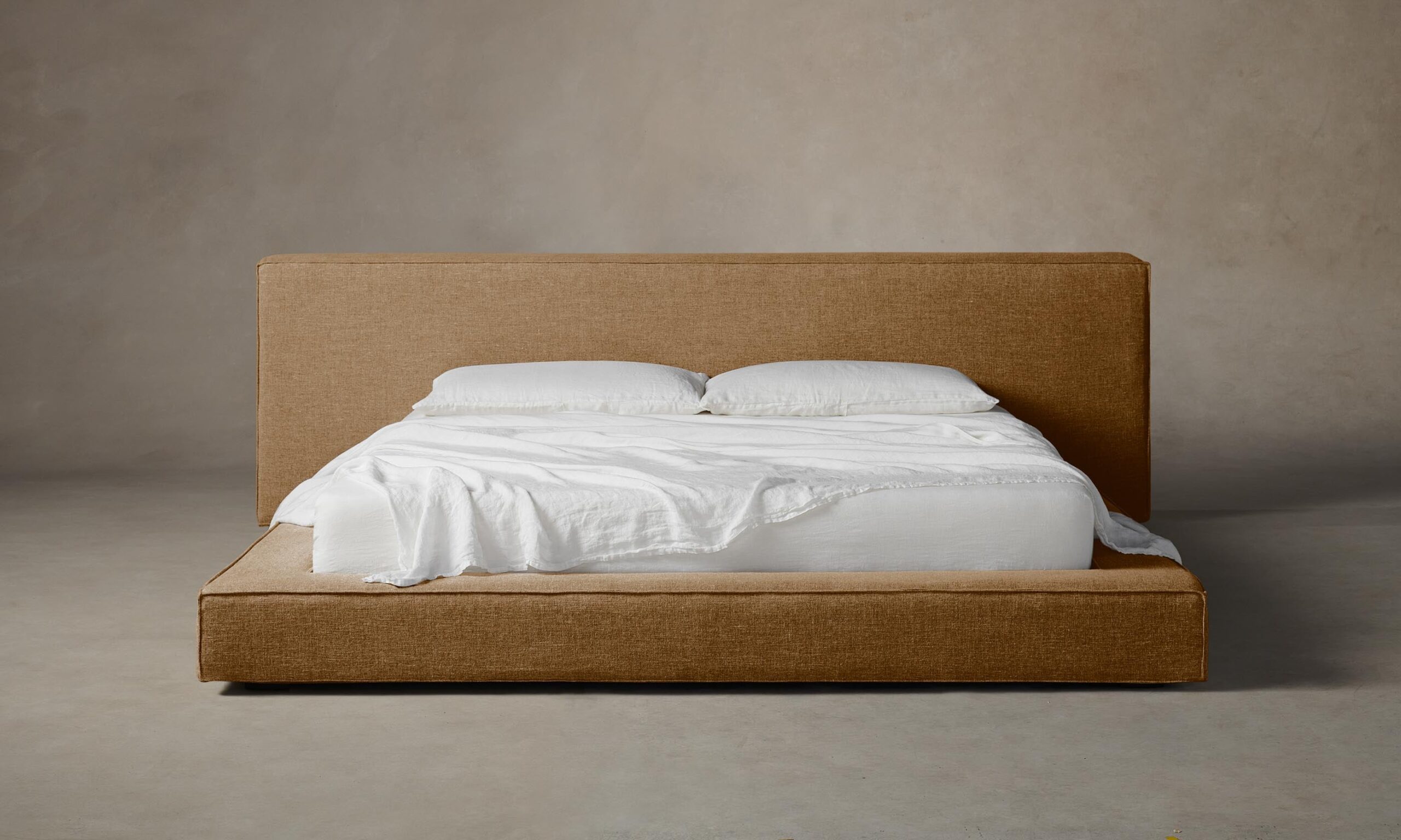 The Eldridge Bed - Heritage Belgian Linen Chai