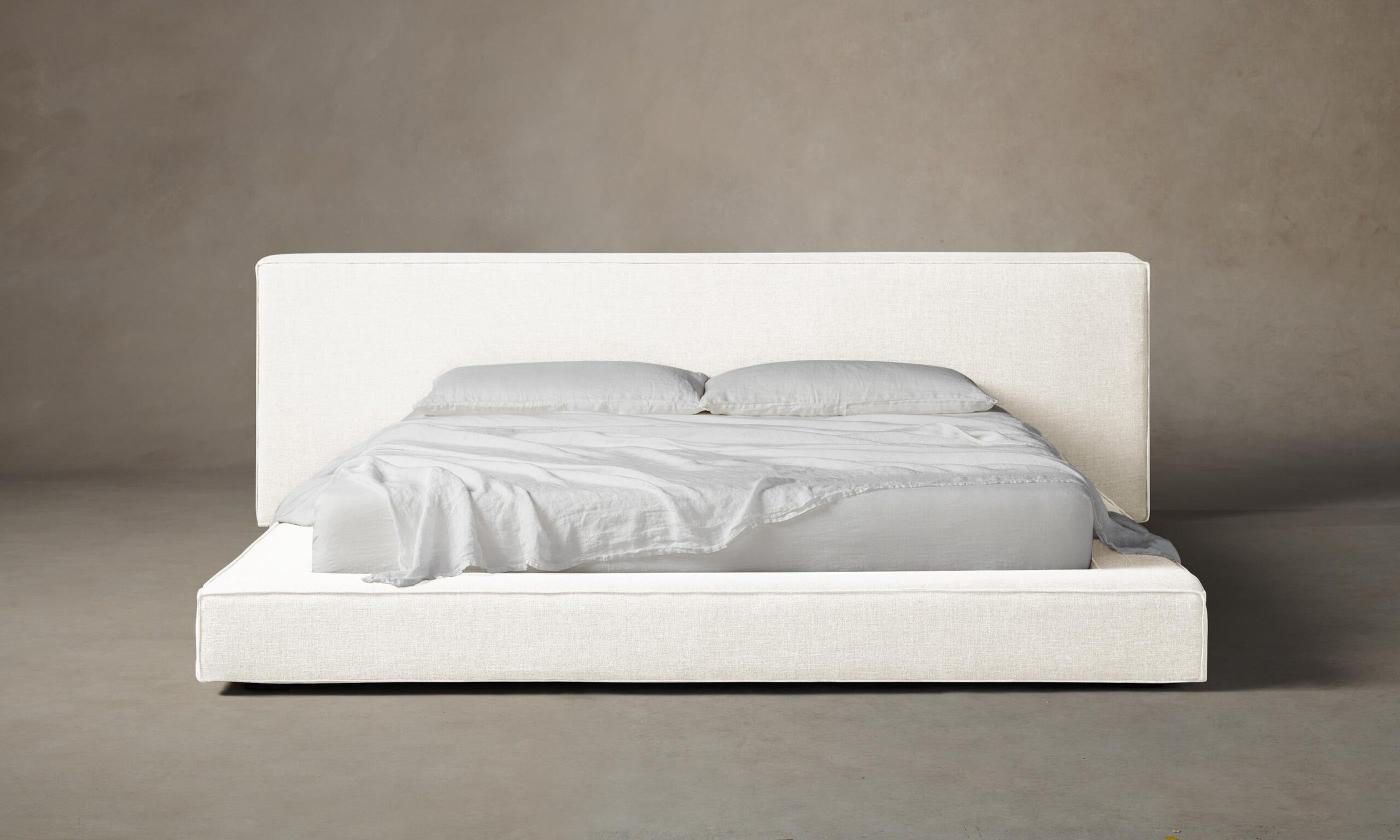 The Eldridge Bed - Heritage Belgian Linen Egret