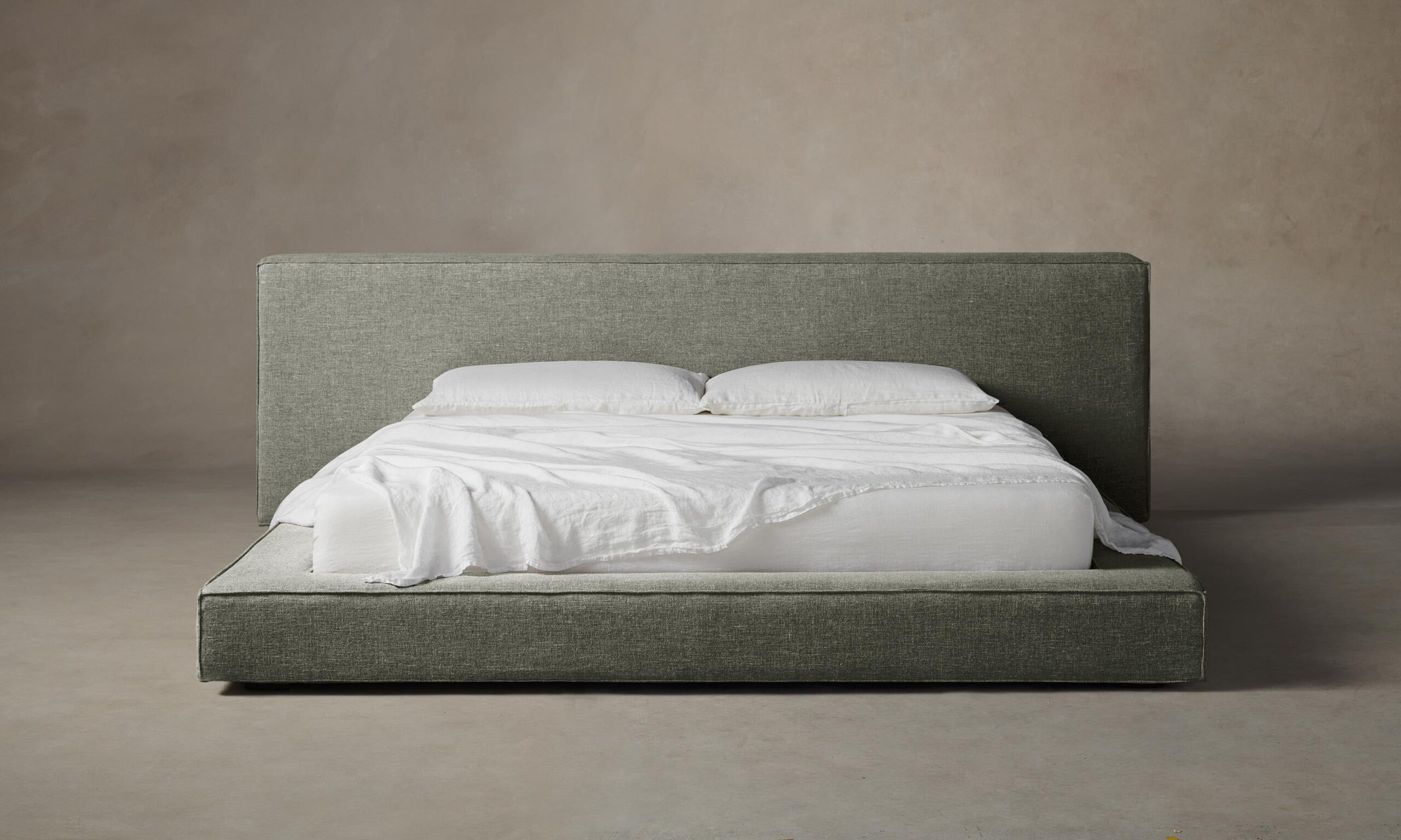 The Eldridge Bed - Heritage Belgian Linen Thyme