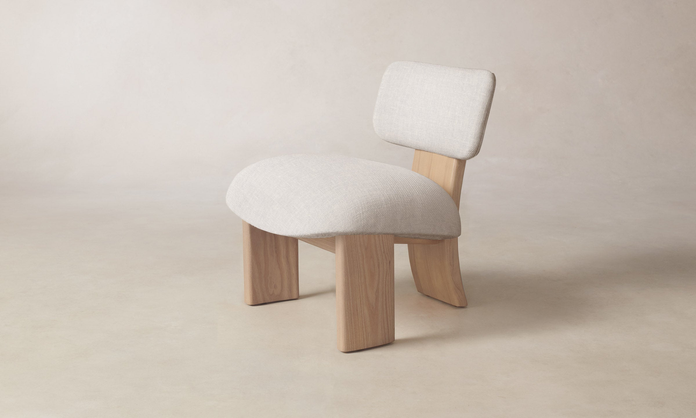 The Kenmare Chair - Heritage Belgian Linen Summit