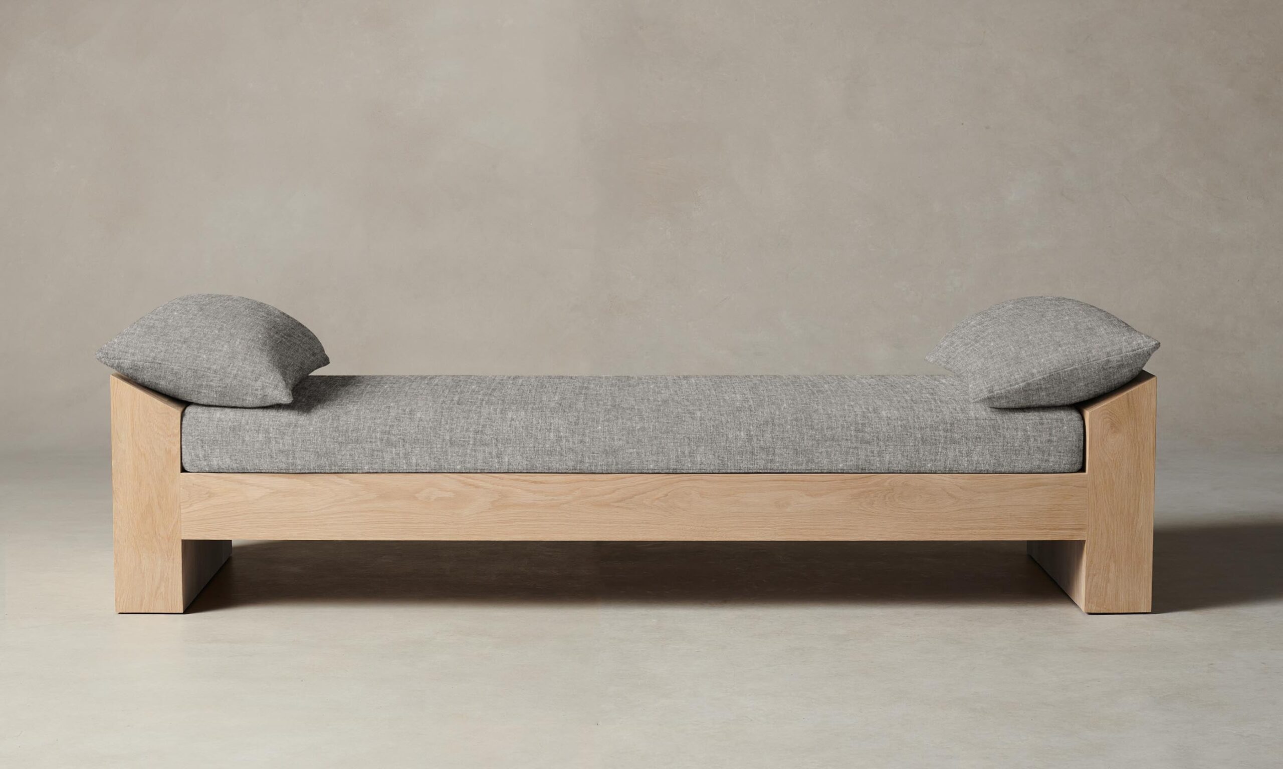 The Montauk Daybed - Heritage Belgian Linen Agate