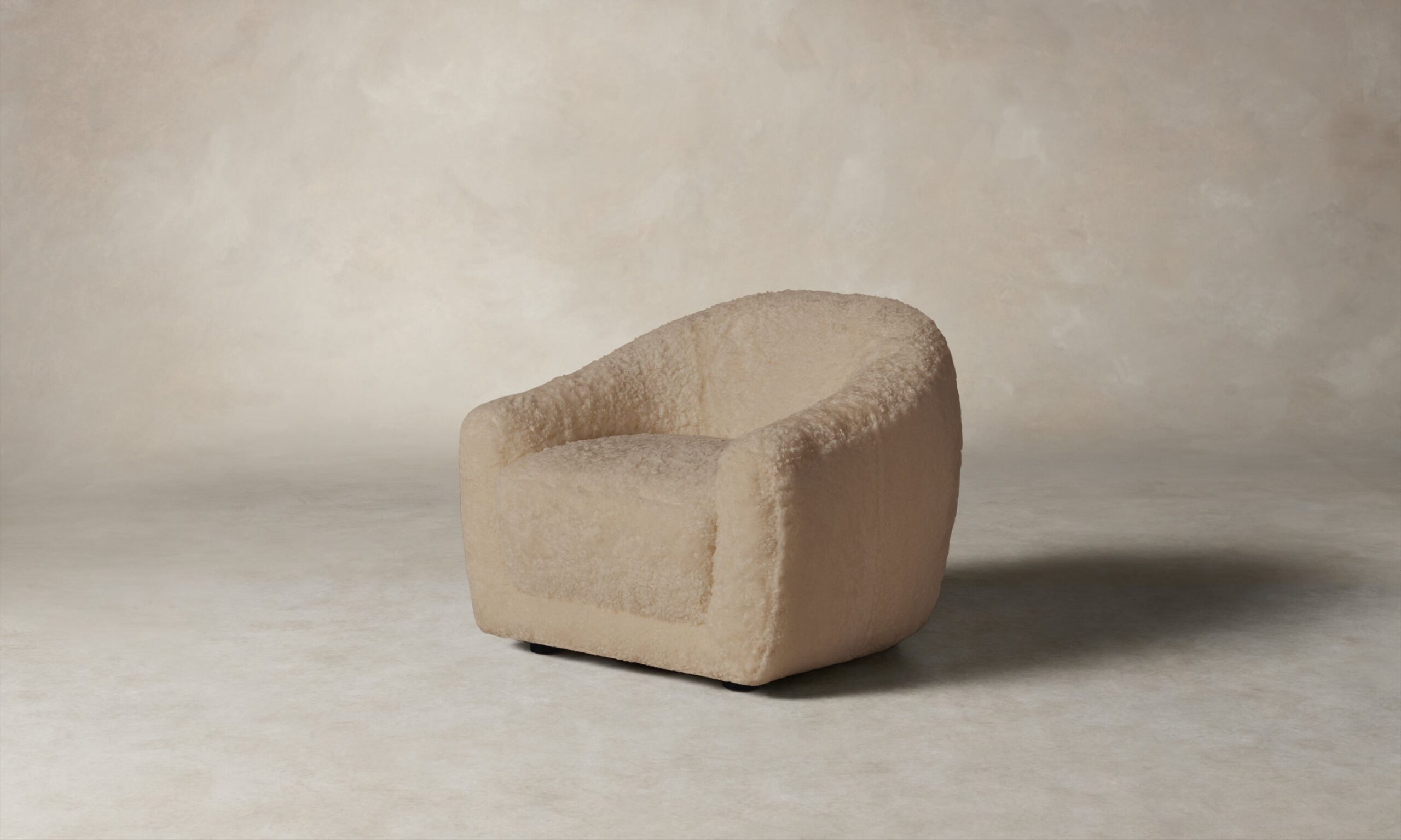 The Oliver Chair - Shearling Toffee